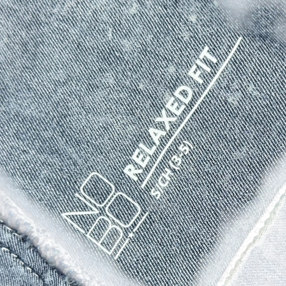 Denim Overall Shorts by NO BO Size 3-5 Relaxed Fit - Picture 8 of 14